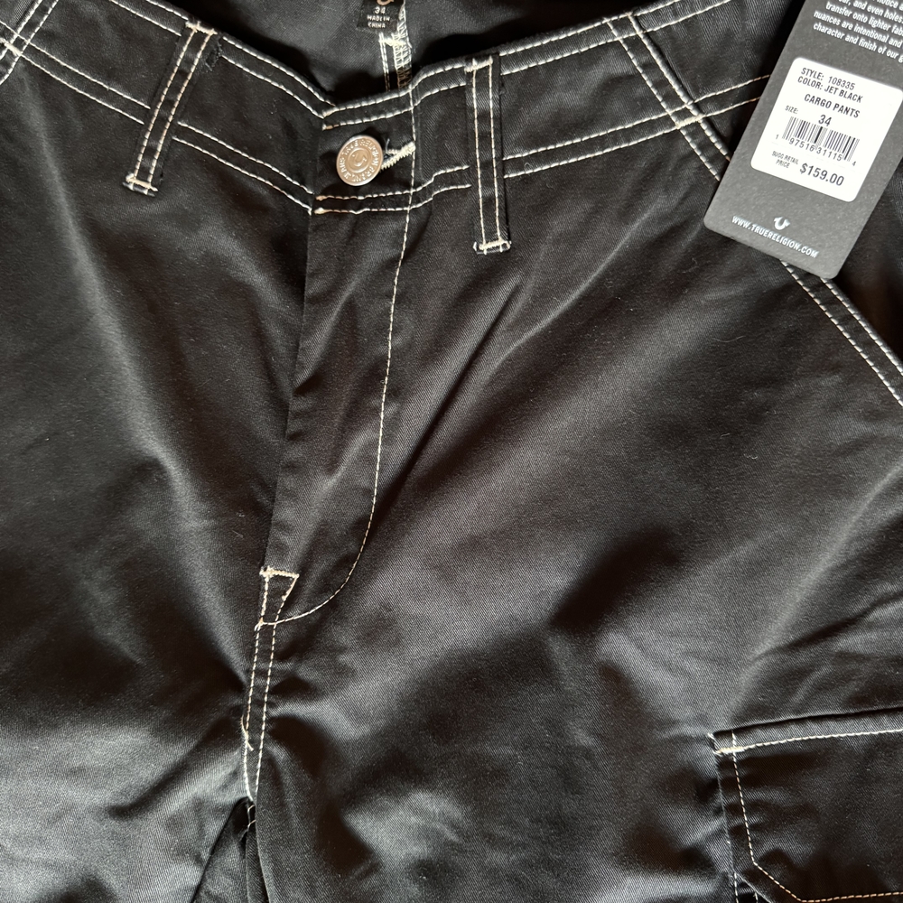 True Religion Black Jeans with White Stitching - Picture 6 of 7